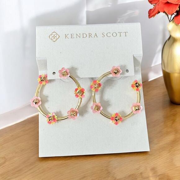NWT! Kendra Scott Deliah Gold Open Frame Hoops in Pink Mix - Picture 1 of 6